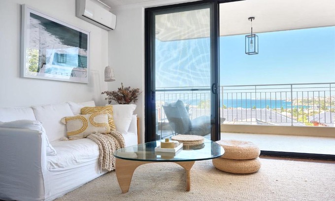 North Bondi Apartment | Bondi Oceanview Escape - Walk to beach