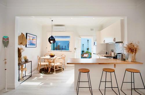 North Bondi Apartment | Bondi Surf Cottage