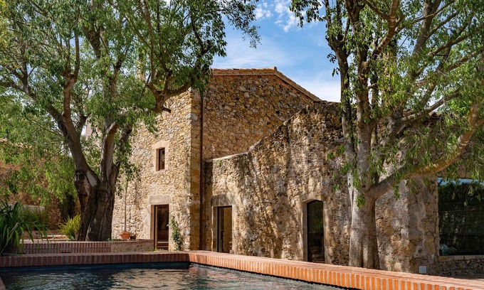 Corca House | Bonita Masia en Corça