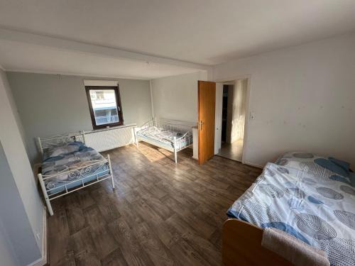 Limperich Apartment | Bonn-Beuel Ferienwohnung mit Parkplätzen