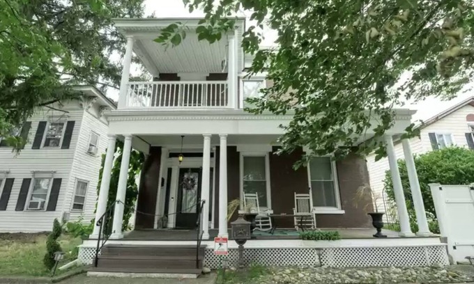 Newtonville House | Book a Hauntingly Memorable Stay at The Enslin House: Haunted House in UpstateNY