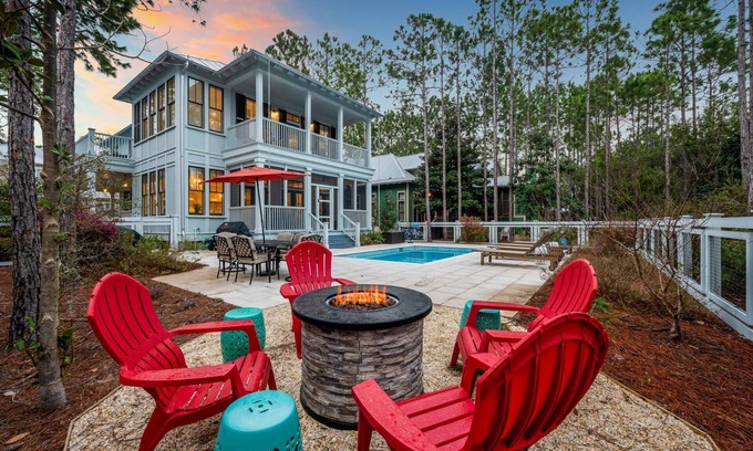 Forest District House | Book for a Fall Getaway! Low-Speed Vehicle! Private Pool! 5 Adult Bikes! Firepit!