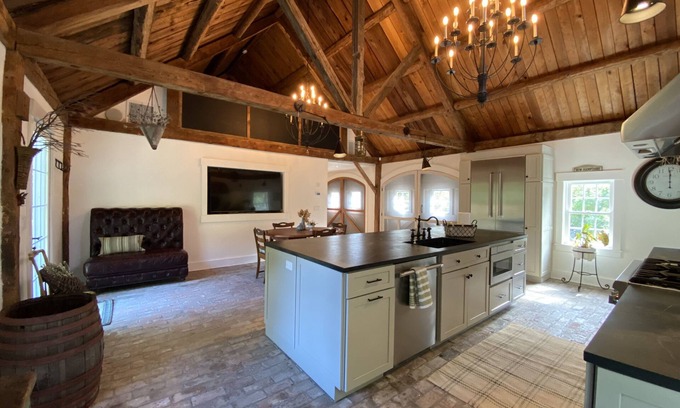 Center Tuftonboro House | Book Now! Fall Forecast for Amazing Foliage!