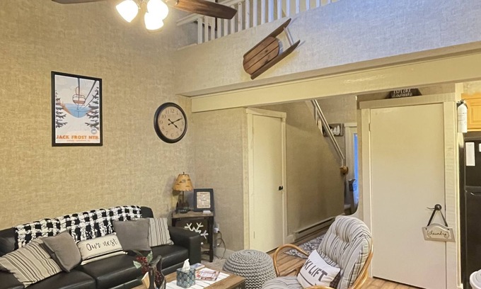 White Haven House | Book your summer getaway in the Poconos! Rent our townhome near Jack Frost!