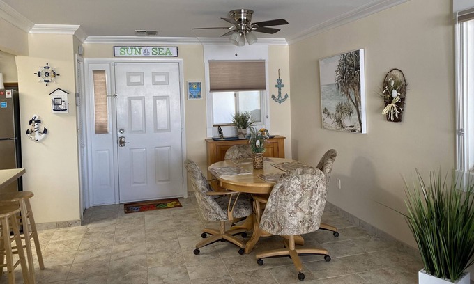 South Seaside Park Condo | Booking winter 23-24 1 Block from the beach !Call 908-304-3667