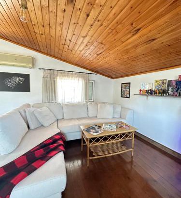 Kropia Apartment | Boomers Attic Athens