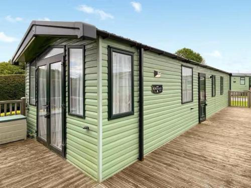 Knaresborough Apartment | Bordeuax Holiday home by the river Nidd N24