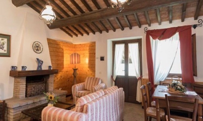 Todi Apartment | Borges Borgo Bianchini apartment