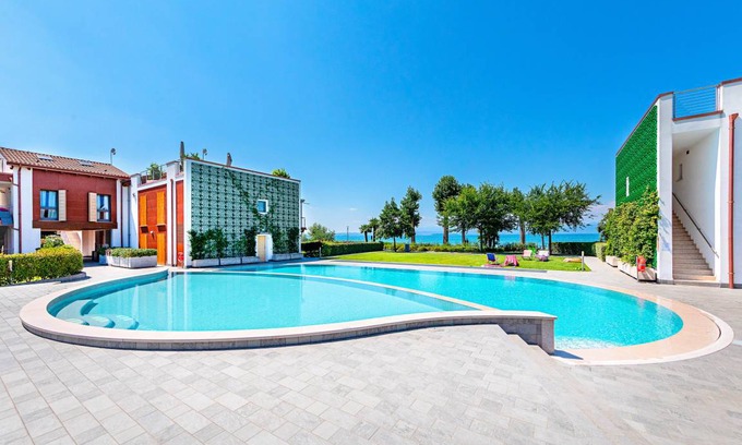 San Benedetto di Lugana Apartment | Borgo Gasparina A128 by Wonderful Italy