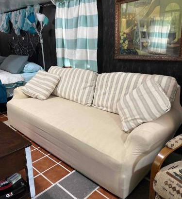 Temple Hill House | BORN AGAIN CAMPING an ANTIQUES