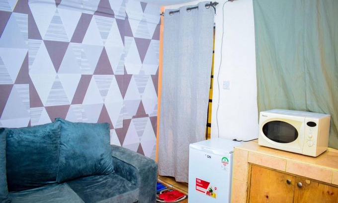 Juja Apartment | Bosslady Staycation A4