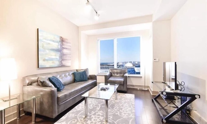 Seaport District Apartment | Boston Harbor 1 BR | Desk+Wi-Fi | Kitchen