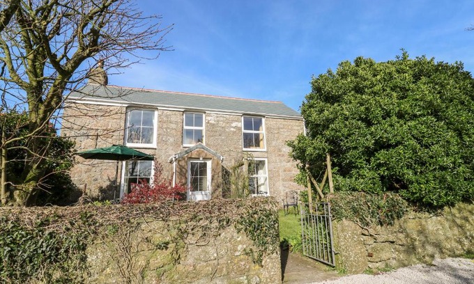 Penzance House | Bosworlas Farm House