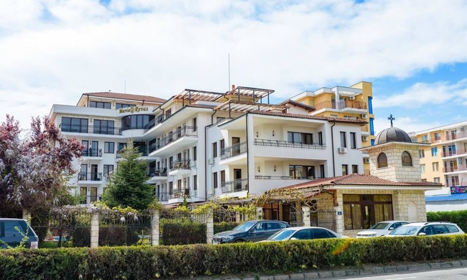 Sunny Beach Villa | Botique Villa Maria Revas
