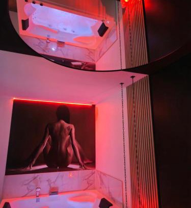 Les Romains Apartment | Boudoir Margot - Luxury room balnéo