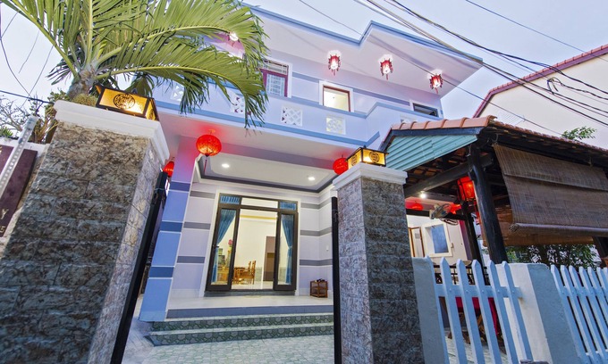 Cam Chau Hotel | Bougain Villeas Homestay