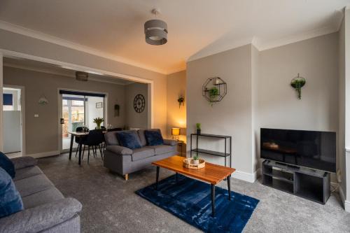 Redcar House | Boulby House 1 mile from TeesWorks