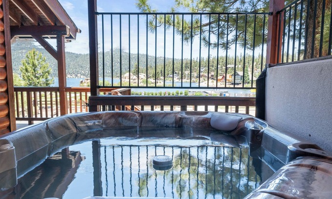 Boulder Bay Cabin | Boulder Bay Park Lakefront