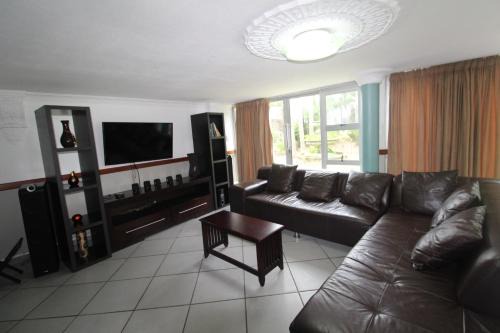 Margate Beach Apartment | Boulevard 14