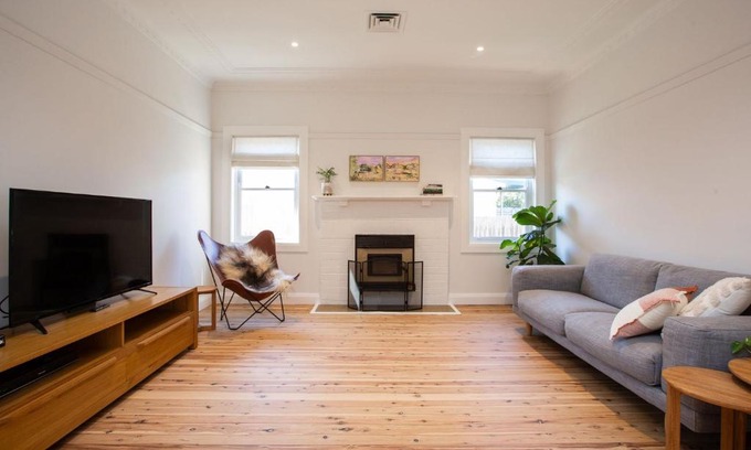 North Tamworth House | Bounty on Bligh