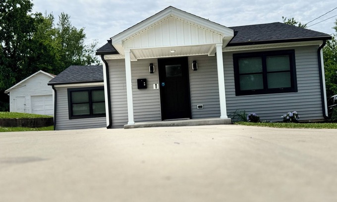 Lebanon House | Bourbon Trail Bungalow