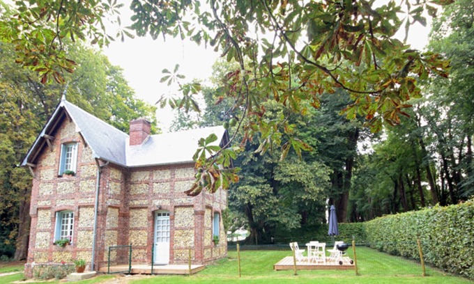 Bourville House | Bourville Inn, 3 bedrooms, sleeps 6