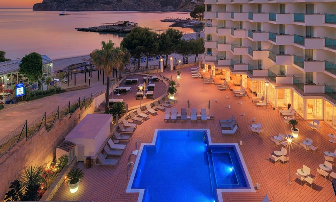 Camp de Mar Hotel | Boutique Hotel H10 Blue Mar - Adults Only
