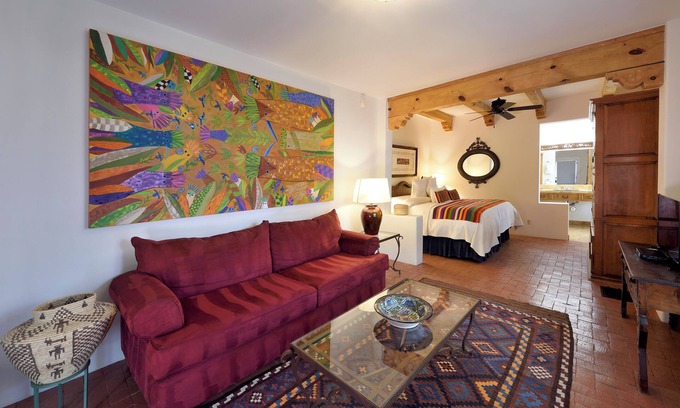 Downtown Santa Fe Bed & Breakfast | BOUTIQUE HOTEL - King deluxe Suite 1/2 mi. from Santa Fe Plaza
