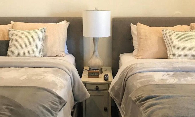 Oakley Apartment | Boutique Hotel room in Oakley, ID: The Frank Room