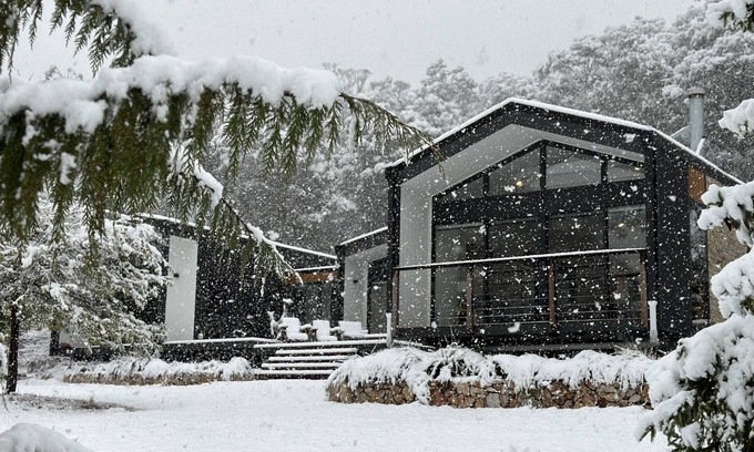 Yaouk House | Boutique Snowy Mountains Getaway - Relax | Reconnect | Recharge