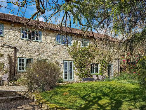 Axminster House | Brabazon - Uk50125