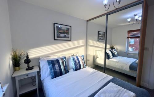 Bracknell House | Bracknell Contemporary Stylish 3 bedroom in