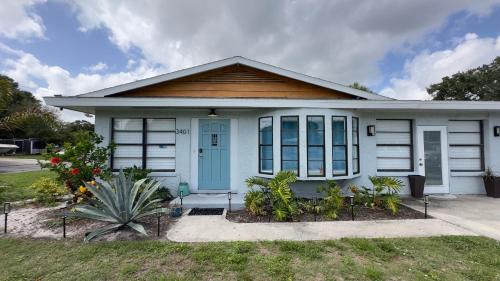 Bradenton House | Bradenton Bliss