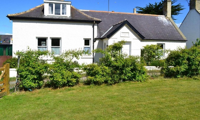 Findhorn House | Braemoray - Newly refurbished 4 bedroom house