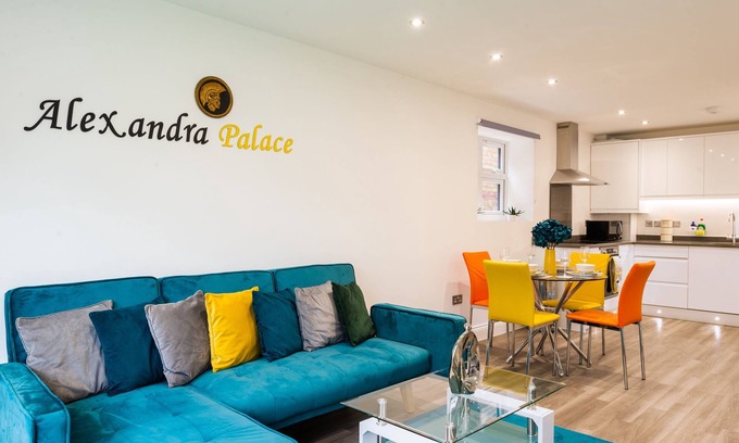 Hatfield Apartment | Brand New 1 bed Luxury Apartment in the heart of Hatfield