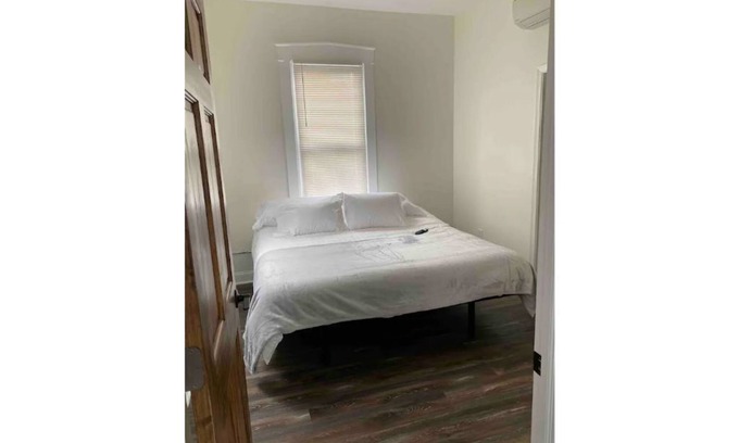 Lancaster Apartment | Brand New 1 Bedroom Apt w/Off Street Parking 4