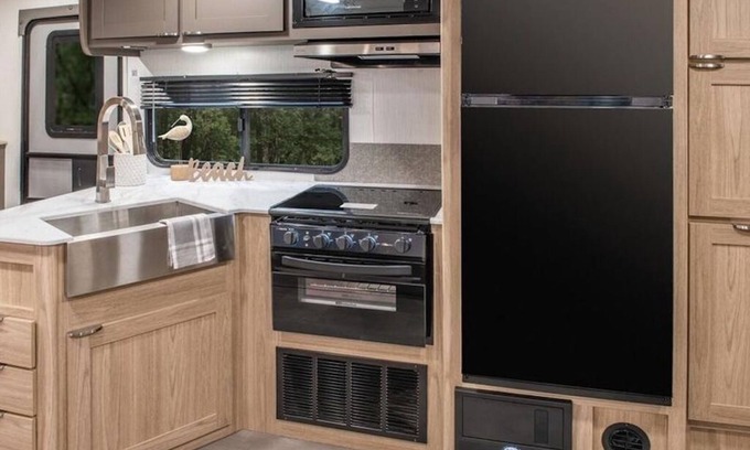 Cambridge House | Brand new 2024 bunkhouse model, perfect for family camping. Sleeps 6-8