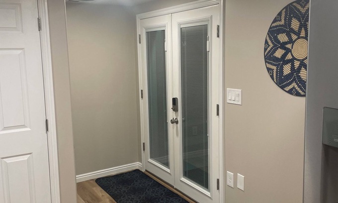 South Jordan Apartment | Brand New 3-bedroom basement apartment with WiFi, AC in South Jordan