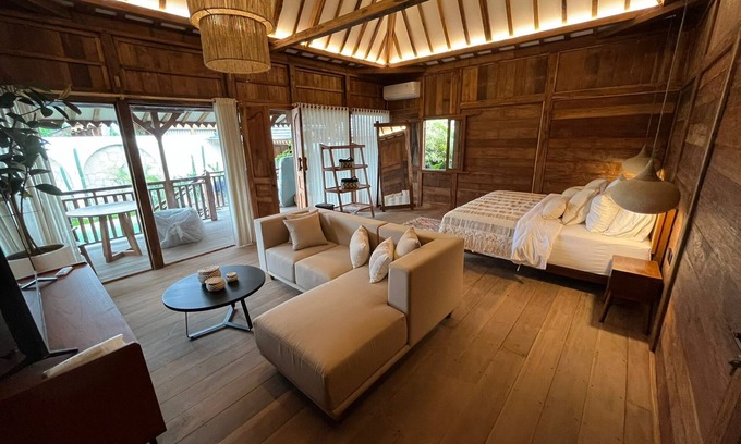 Tuban Villa | Brand new 3br villa, pool & minutes from the airport