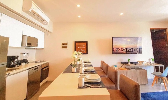 12th Street Apartment | Brand New! Apartment In the Heart of Town 2Bedroom