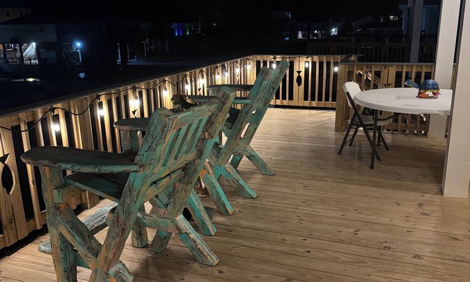 Surfside Beach House | Brand new beach home 3BR near beach and fishing