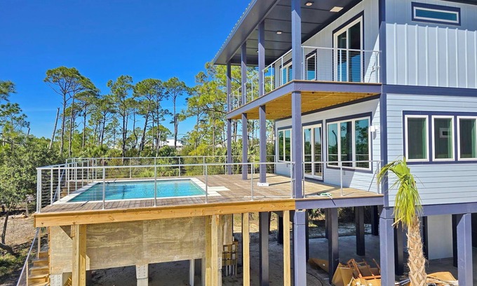 Indian Pass House | Brand New Beachfront Build, Private Pool, Pet-Friendly, Secluded Beaches