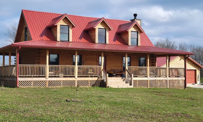 Frankfort Cabin | Brand new, beautiful log cabin in the heart of bourbon and horse country.