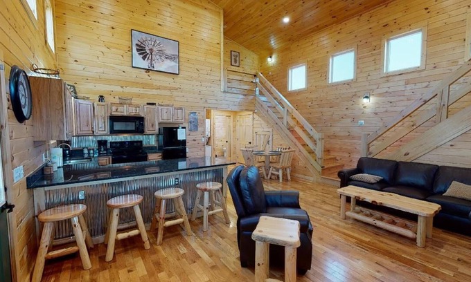 Hamden Cabin | BRAND NEW cabin, Whitetail Hollow!