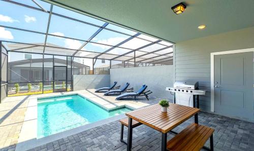 Four Corners House | Brand New Charming Home 9 Miles To Disney