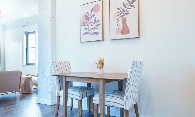 Uptown District Hotel | Brand New Condo Downtown Columbus