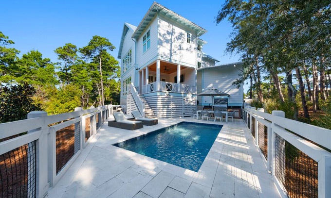 Lakeside at Blue Mountain Beach House | Brand New Listing spacious 5 Bedroom w private POOL and Golf cart