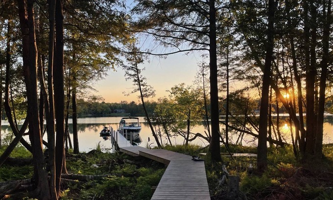 Maple City Cottage | Brand New Luxury 2 Story Lakefront Cottage