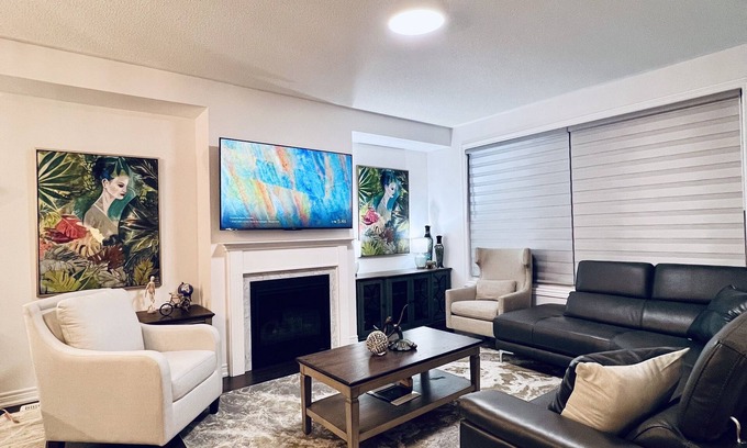 Innisfil House | Brand New! Luxury Retreat!