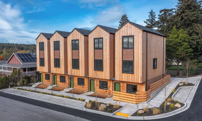 Eastsound Apartment | Brand New Madrona Suites #3 Modern 3 bedroom in the heart of Orcas Island